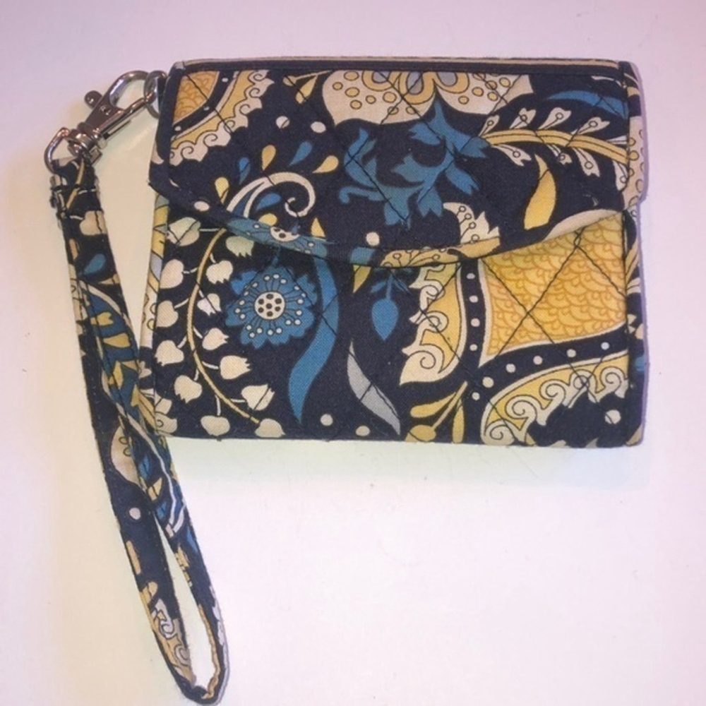 Vera Bradley Ellie Blue Paisley Small Wristlet Card Holder